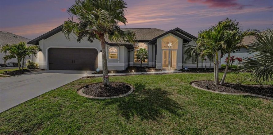 Villa ou maison à Punta Gorda, Floride 3 chambres, 186.45 m2 № 2155922