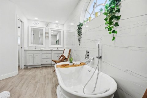 Villa ou maison à vendre à Punta Gorda, Floride: 3 chambres, 186.45 m2 № 2155922 - photo 20