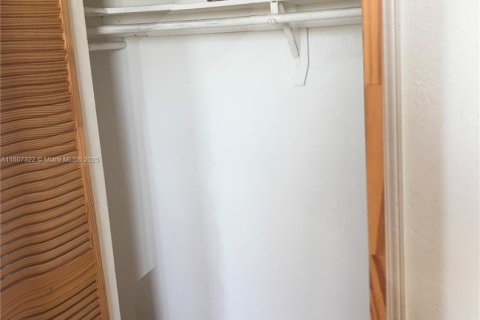 Condominio en venta en Miami Beach, Florida, 1 dormitorio, 73.76 m2 № 1747934 - foto 16