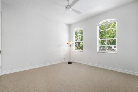 Touwnhouse à louer à Delray Beach, Floride: 3 chambres, 308.16 m2 № 2248439 - photo 15
