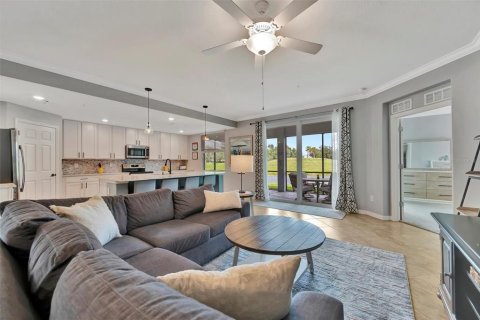 Touwnhouse à vendre à Bradenton, Floride: 3 chambres, 164.34 m2 № 1847533 - photo 18