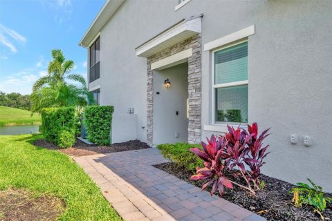 Touwnhouse à vendre à Bradenton, Floride: 3 chambres, 164.34 m2 № 1847533 - photo 12