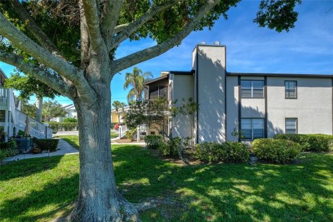 Condo in Bradenton, Florida, 2 bedrooms  № 1806656 - photo 29