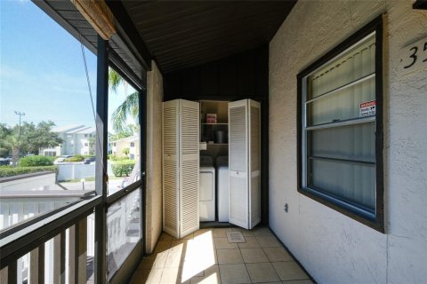 Condo in Bradenton, Florida, 2 bedrooms  № 1806656 - photo 28