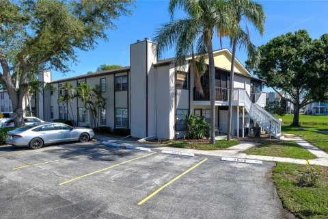 Condo in Bradenton, Florida, 2 bedrooms  № 1806656 - photo 2