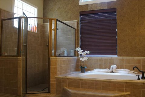 Casa en venta en Orlando, Florida, 4 dormitorios, 272.48 m2 № 1911321 - foto 20