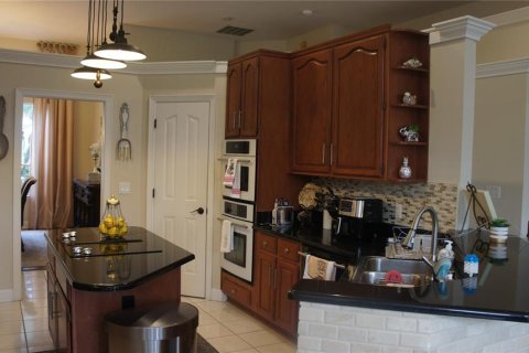 Casa en venta en Orlando, Florida, 4 dormitorios, 272.48 m2 № 1911321 - foto 14
