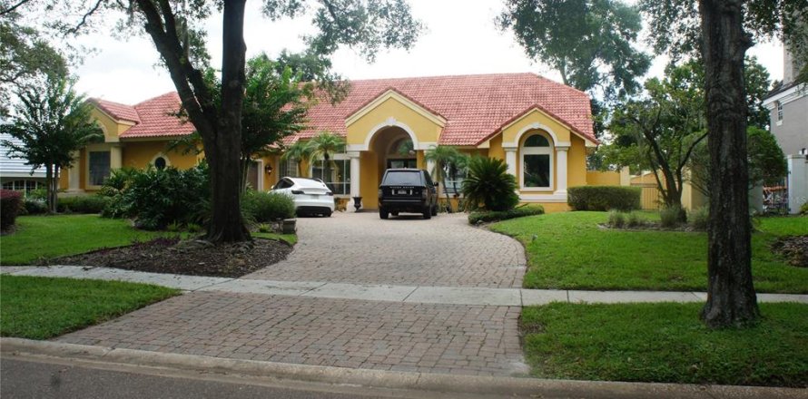 Casa en Orlando, Florida 4 dormitorios, 272.48 m2 № 1911321