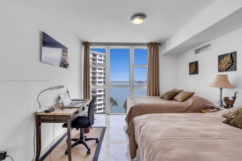 Condo in Miami, Florida, 2 bedrooms  № 1865721 - photo 24