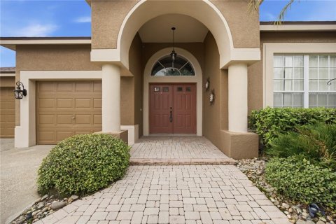 House in Wesley Chapel, Florida 4 bedrooms, 238.2 sq.m. № 2324218 - photo 3