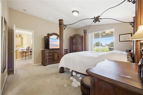 House in Wesley Chapel, Florida 4 bedrooms, 238.2 sq.m. № 2324218 - photo 17