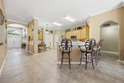 House in Wesley Chapel, Florida 4 bedrooms, 238.2 sq.m. № 2324218 - photo 15