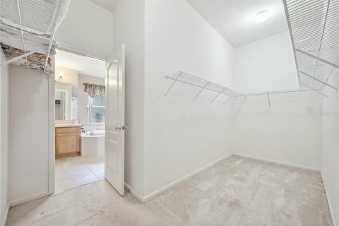 House in Wesley Chapel, Florida 4 bedrooms, 238.2 sq.m. № 2324218 - photo 21