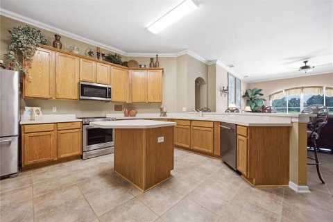 House in Wesley Chapel, Florida 4 bedrooms, 238.2 sq.m. № 2324218 - photo 13