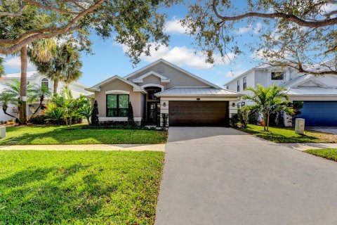 Villa ou maison à Delray Beach, Floride 4 chambres, 188.41 m2 № 2272555