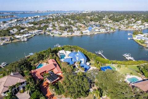 Casa en venta en Largo, Florida, 6 dormitorios, 1114.27 m2 № 2205661 - foto 2