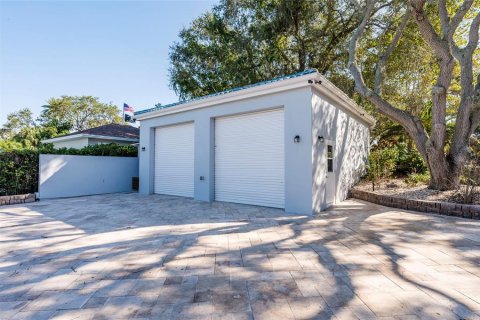 Casa en venta en Largo, Florida, 6 dormitorios, 1114.27 m2 № 2205661 - foto 7