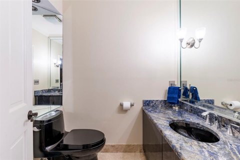 Casa en venta en Largo, Florida, 6 dormitorios, 1114.27 m2 № 2205661 - foto 28