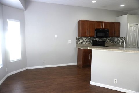 House in Lakeland, Florida 4 bedrooms, 153.94 sq.m. № 1812413 - photo 8