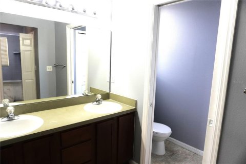 House in Lakeland, Florida 4 bedrooms, 153.94 sq.m. № 1812413 - photo 16