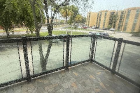 Купить кондоминиум в Майами, Флорида 3 спальни, № 2050757 - фото 7