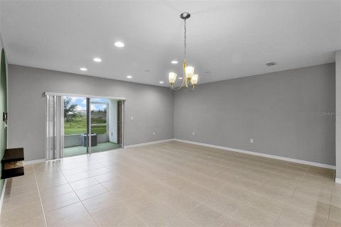 Adosado en venta en Davenport, Florida, 3 dormitorios, 170.38 m2 № 1750592 - foto 11