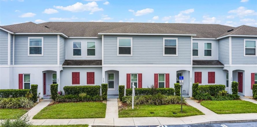 Adosado en Davenport, Florida 3 dormitorios, 170.38 m2 № 1750592