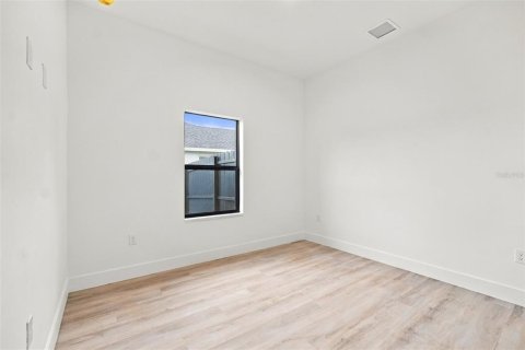 Villa ou maison à vendre à North Port, Floride: 3 chambres, 161.74 m2 № 2409849 - photo 27