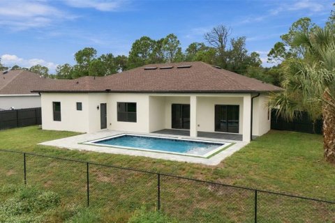 Villa ou maison à vendre à North Port, Floride: 3 chambres, 161.74 m2 № 2409849 - photo 7