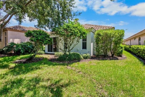 House in Sarasota, Florida 2 bedrooms, 161.19 sq.m. № 2298269 - photo 25