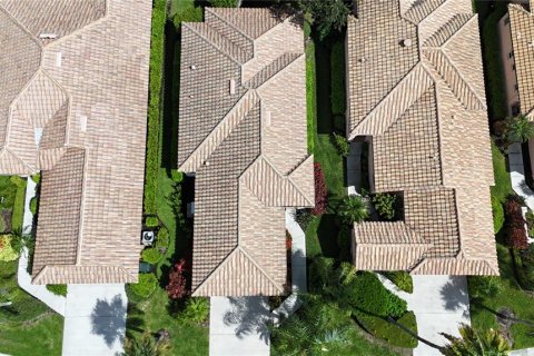 House in Sarasota, Florida 2 bedrooms, 161.19 sq.m. № 2298269 - photo 28