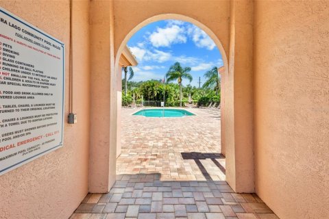 House in Sarasota, Florida 2 bedrooms, 161.19 sq.m. № 2298269 - photo 30
