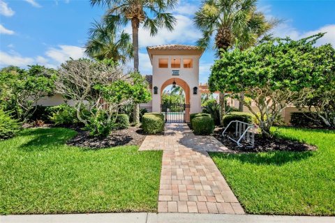 House in Sarasota, Florida 2 bedrooms, 161.19 sq.m. № 2298269 - photo 29