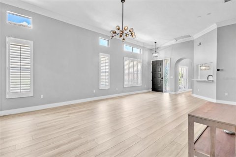 House in Sarasota, Florida 2 bedrooms, 161.19 sq.m. № 2298269 - photo 11