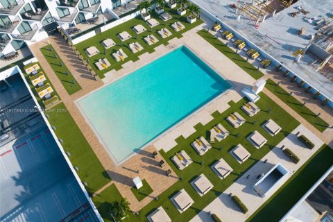 Condo in Doral, Florida, 2 bedrooms  № 1973171 - photo 29