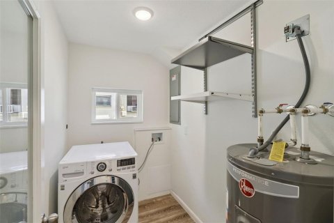 Villa ou maison à vendre à Eustis, Floride: 3 chambres, 177.63 m2 № 2314830 - photo 18