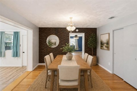 Villa ou maison à vendre à Eustis, Floride: 3 chambres, 177.63 m2 № 2314830 - photo 4