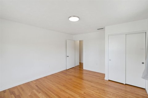 Villa ou maison à vendre à Eustis, Floride: 3 chambres, 177.63 m2 № 2314830 - photo 13