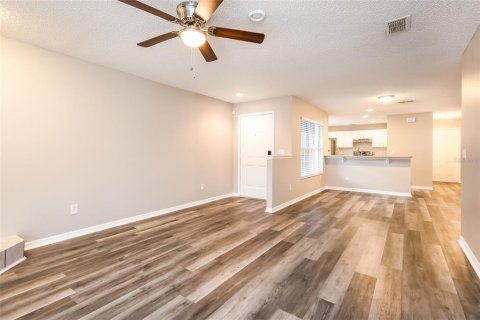 Casa en venta en Orlando, Florida, 3 dormitorios, 128.11 m2 № 1680662 - foto 7
