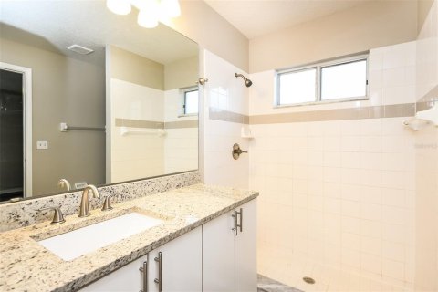 Casa en venta en Orlando, Florida, 3 dormitorios, 128.11 m2 № 1680662 - foto 13