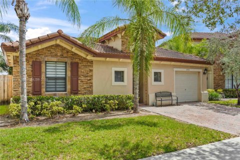 House in Homestead, Florida 3 bedrooms, 160.54 sq.m. № 1798896 - photo 5