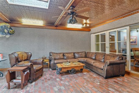 House in Winter Park, Florida 3 bedrooms, 306.3 sq.m. № 1909510 - photo 22