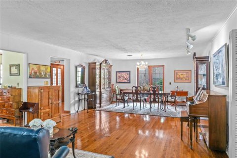 House in Winter Park, Florida 3 bedrooms, 306.3 sq.m. № 1909510 - photo 7