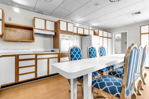 Condominio en venta en Naranja, Florida, 4 dormitorios № 1980570 - foto 4