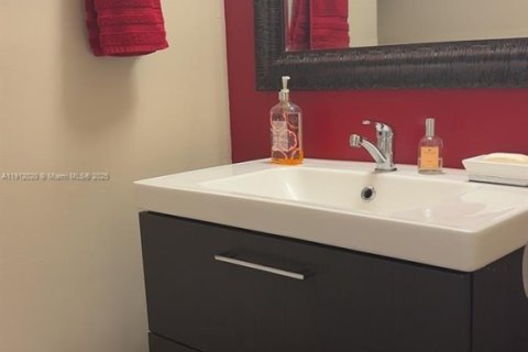 Touwnhouse à vendre à Davie, Floride: 3 chambres, 147.71 m2 № 1966809 - photo 17