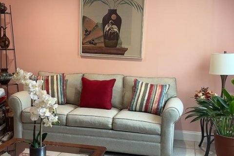 Touwnhouse à vendre à Davie, Floride: 3 chambres, 147.71 m2 № 1966809 - photo 5