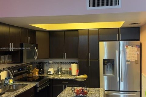 Touwnhouse à vendre à Davie, Floride: 3 chambres, 147.71 m2 № 1966809 - photo 10