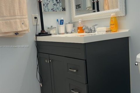 Touwnhouse à vendre à Davie, Floride: 3 chambres, 147.71 m2 № 1966809 - photo 24