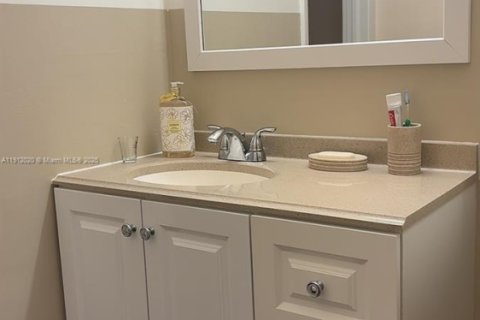 Touwnhouse à vendre à Davie, Floride: 3 chambres, 147.71 m2 № 1966809 - photo 7