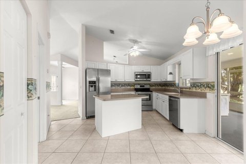 Casa en venta en Ocala, Florida, 3 dormitorios, 162.86 m2 № 2368976 - foto 13